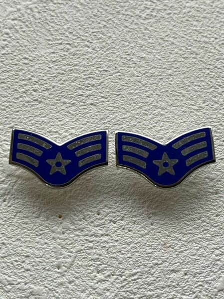 米軍放出 アメリカ空軍 上等空兵 Senior Airman (SrA) U.S. Air Force 階級章 バッジ ペア (2個1組)