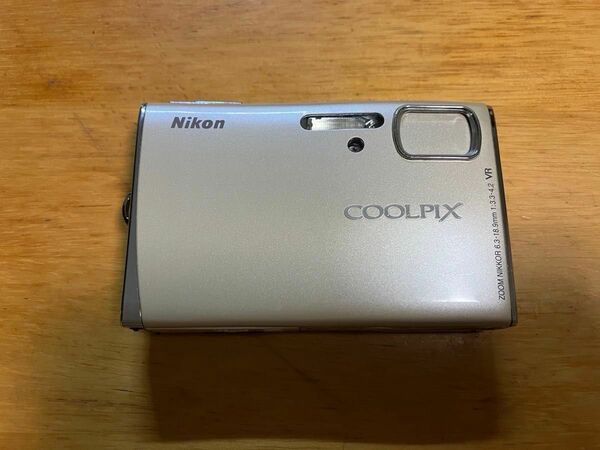 COOLPIX Nikon S50 デジタルカメラ デジカメ ニコン クールピクス 少難有り UC-E12 MH-62 バッテリー