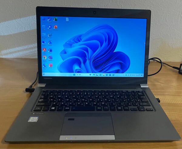 驚速 TOSHIBA R63/M i5-7200U 2.50GHz x4+8GB+SSD256GB 13.3インチノートPC