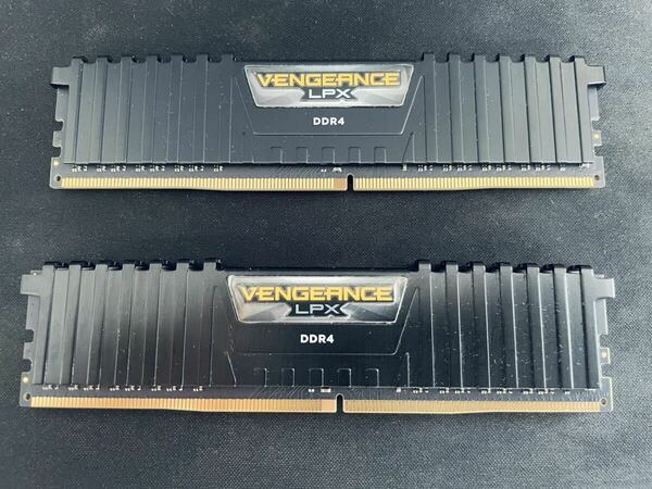 CORSAIR DDR4-2666MHz デスクトップPC用 メモリモジュール VENGEANCE LPX Series 8GB×2枚キット 