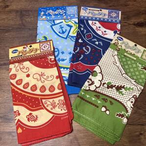 新品ディズニー ミッキー・ミニー・ドナルド・チップ&デール バンダナ ナフキン ハンカチ ランチョンマット お弁当