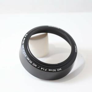 【良品】ミノルタ MINOLTA レンズフード ROKKOR MD 50mm F1.4/F1.7/F2 (径 55mm) ねじ込み式 (V277)