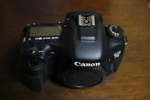 　CANON EOS 7D Mark II