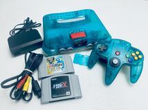 希少美品/ 動作品 任天堂 ニンテンドー N64 NINTENDO 64 クリアブルー 本体 NSU-001 メモリー拡張パック NUS-007 ゲームソフト (H-42)_画像1