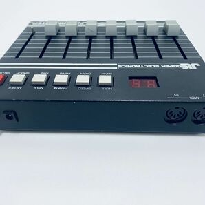 動作品FADERMASTERコンパクトおよび/または拡張MIDIコントローラー機器ラインCompact and/or augmented MIDI controllers Equipment(H-307)の画像5