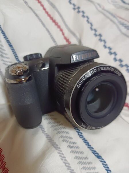 【ジャンク】富士フィルム FinePix S3200 FUJIFILM FinePix S 光学24倍ズーム 単3電池4本稼働式