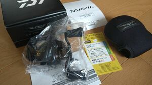 美品　ダイワ 23 スティーズ A2 TW 1000HL