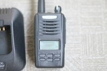 【動作OK】ケンウッド KENWOOD デジタル簡易無線 登録局 TPZ-D503 フルセット 防水 5W 業務仕様 無線機 デジタル 2_画像2