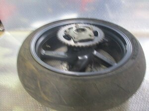 A6AC22 Aprilia RSV1000 rear wheel ZD4RP Y