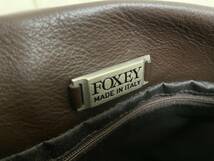 イタリア製 高級 FOXEY フォクシー 本革 レザー ハンドバッグ ダークブラウン 茶 保存袋付き レディース_画像8