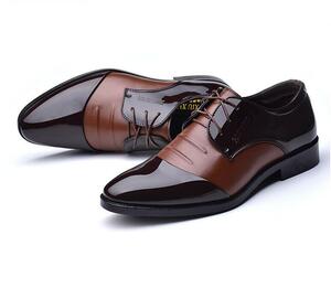 33039頑丈さを求めるの靴には馴染みの良さ履き心地の安定感^約100年の歴史を持つ定番モデルと brown