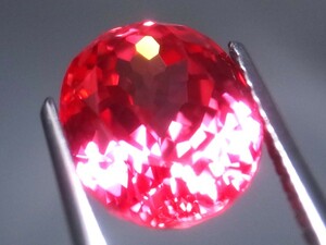 4.37ct 新品・最上級のパパラチアカラー 変色効果有・ 合成コランダム