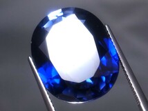 23.04ct 新品・特大サイズ・ロイヤルブルーカラー 合成サファイヤ_画像5