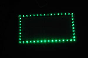 流れて光る緑色LEDナンバーフレーム・デイライト目立ち度抜群