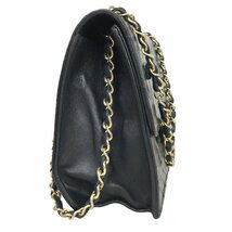 【1円～】シャネル CHANEL バッグ ショルダーバッグ マトラッセ チェーンショルダー ブラック プッシュロック ゴールド金具 中古_画像2