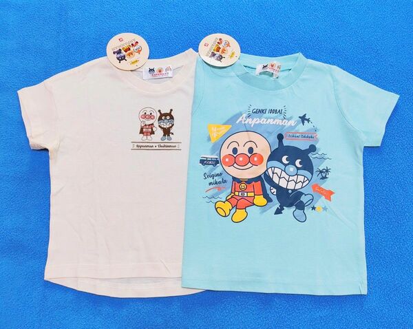 新品90cm　アンパンマン　半袖Ｔシャツ2枚セット　トラベル柄ブルー×アンパンマンばいきんまん柄アイボリー