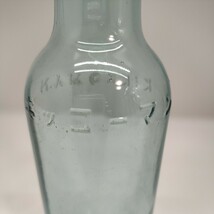 キッコーマン 空ビン 360ml ガラス瓶 昭和レトロ アンティーク 展示用に ガラス瓶 洗浄清掃済 空き瓶 空瓶 水色_画像3