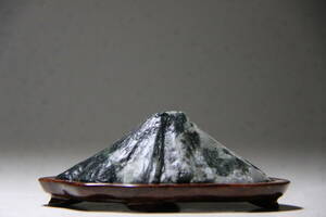  suiseki st tray stone bonsai appreciation stone shohin bonsai . stone quiet peak stone Sado red sphere ... stone Mt Fuji 2