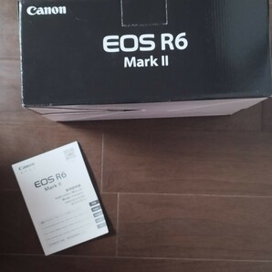 CANON キャノン　EOS R6 Mark II ボディ、元箱　マニュアル、カメラ無し