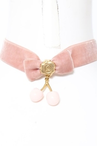 Q-pot. /sa Clan bonbon ribbon choker pink O-24-05-19-125-QP-AC-IG-OS