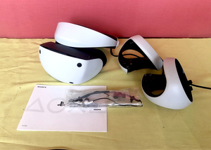 ほぼ新品　「Sony PSVR2 PlayStation VR2 CFIJ-17000」