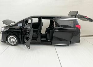 《新品》1:18 トヨタ ALPHARD ミニカー パワースライドドア