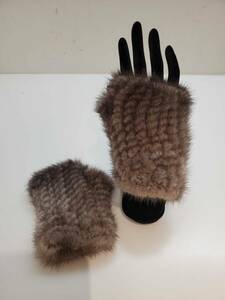 ★ ☆#21166 Max Mara Mink Gloves ☆ ★