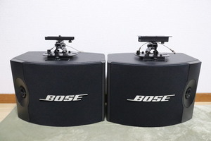 BOSE ペアスピーカー 動作確認済み 301V 吊り下げ金具付き 音響機器 オーディオ 音楽 レア 希少 ボーズ ブラック セット 2個