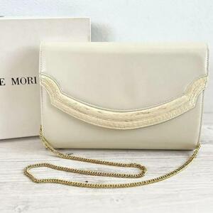  beautiful goods HANAE MORI is na emo li clutch bag leather python eggshell white 2WAY shoulder bag ceremonial occasions party bag lady's 