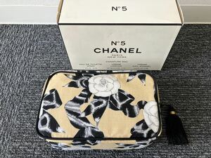 シャネル CHANEL 化粧ポーチ 未使用品　箱付き