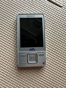 【送料無料】　中古　ソニー　SONY　デジタルメディアプレイヤー　NW-A828 ウォークマン　シルバー