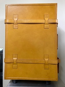  Carry case 