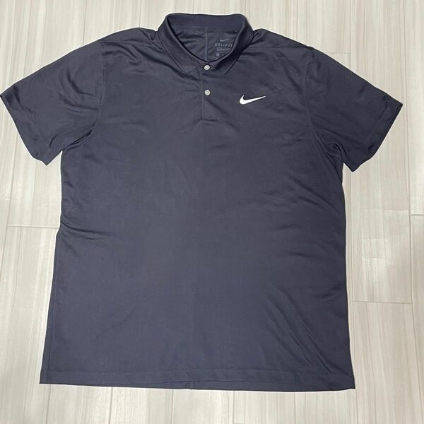 NIKE ゴルフ 半袖ポロシャツ USサイズL、身幅約55、着丈約72。ユーズド品洗濯済です。夏ゴルフに如何でしょうか。