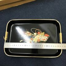 35589-16 0514Y 未使用保管品　伝統工芸品 美術漆器 お盆セット　紀野華和_画像2