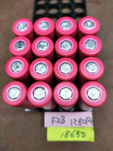 F28リチウムイオン電池１８６５０