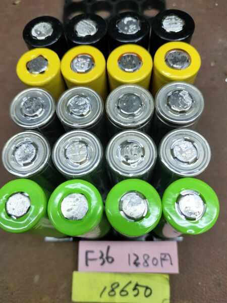 F36リチウムイオン電池１８６５０
