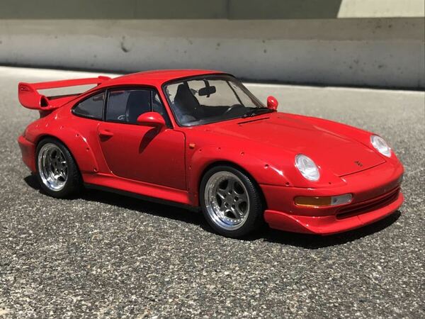 送料無料　1/18 ポルシェ 911 GT2 ミニカー UT models PORSCHE 旧車 当時物 スーパーカー