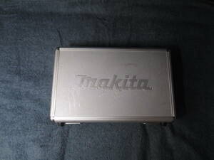 【送料無料】マキタ　makita TD020D バッテリーペンインパクトドライバー　充電式白色
