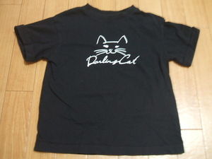 （K)GU★黒ネコちゃんプリントTシャツ★130位　遊び着に　ジェニー