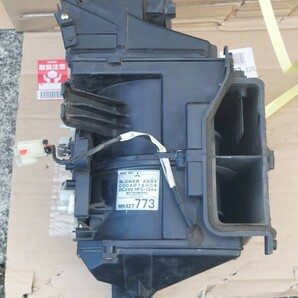 ☆ キャンター KK-FE72EE ヒーターブロアモーター 4M51 MK427773 ☆の画像4