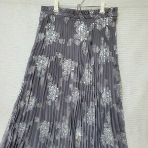 H&M エイチアンドエム キッズ 子供 プリーツスカート 150サイズ グレー シルバープリント マキシ丈スカート 女の子 花柄