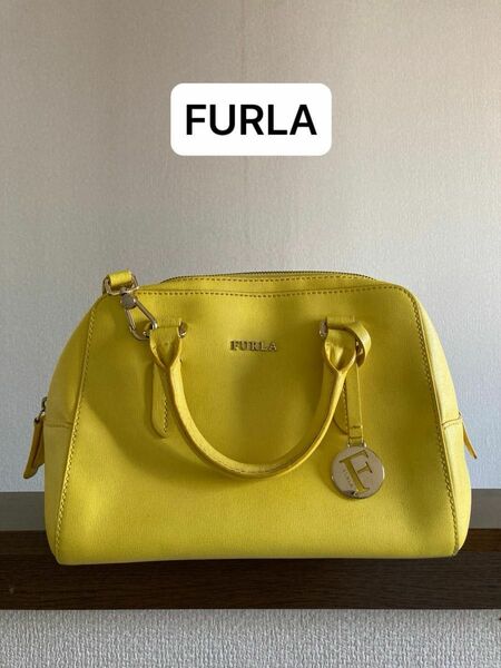 FURLA フルラ　ショルダーバック　イエロー　Genuine Leather