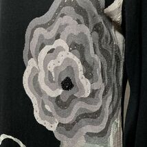 送料230円～■レオナール／LEONARD ■シルクコットン素材 ビーズ ラインストーン付き 薔薇デザイン ニットワンピース Mサイズ_画像4