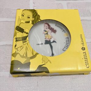 即日発送！送料無料！匿名配送！新品・未使用　安室奈美恵 アムロナミエ　絵皿　セブンイレブン　食器　タレントグッズ　平皿16㎝　