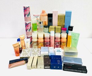 【D09963】AVON 化粧品　大量おまとめ　未使用多数　リップ、化粧水、ファンデーション、アイライナー、美容液　etc 現状品