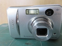 FUJIFILM フジフィルム FinePix A345 デジタルカメラ (送料無料)_画像2