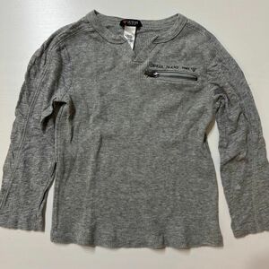 GUESS ゲス　キッズ　子供服　ロンT トップス　長袖　グレー　100サイズ