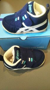 asics(アシックス) 13.5cm