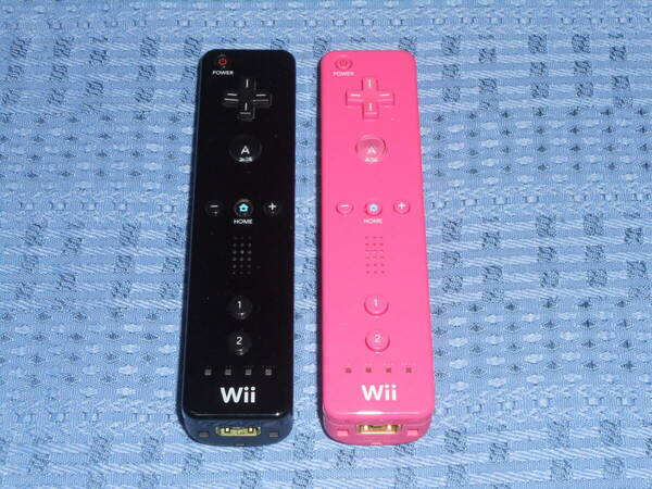 Wiiリモコン２個セット 黒(kuro クロ ブラック)１個・桃(pink ピンク)１個 RVL-003 任天堂 Nintendo