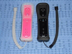 Wiiリモコンプラス(Wiiモーションプラス内蔵)2個 黒(kuro クロ ブラック)1個 桃(pink ピンク)1個 ジャケット・ストラップ付 RVL-036 任天堂